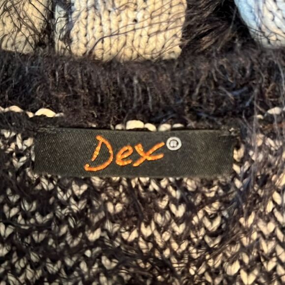 DEX Black/Cream Long Sleeve Eyelash Oversized Sweater Size M - Picture 9 of 9